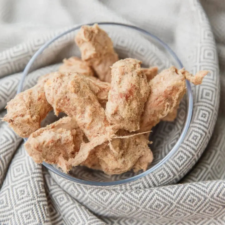 Freezy Paws Freeze Dried Chicken Neck & Salmon Treats 